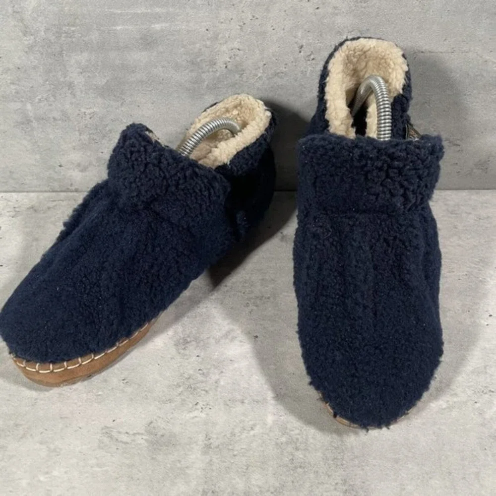 LL Bean Sherpa Women's Size 7M Blue Fleece Slip On Slippers‎ Booties 507186 EUC